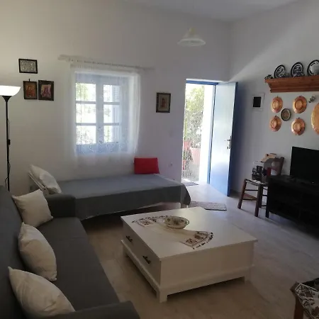 Blue House Ξενοδοχείο με διαμερίσματα 3*