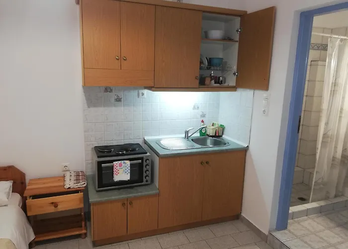 Blue House Aparthotel 3*